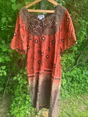 Vintage Orange and Brown Floral Midi Dress made In India 1x